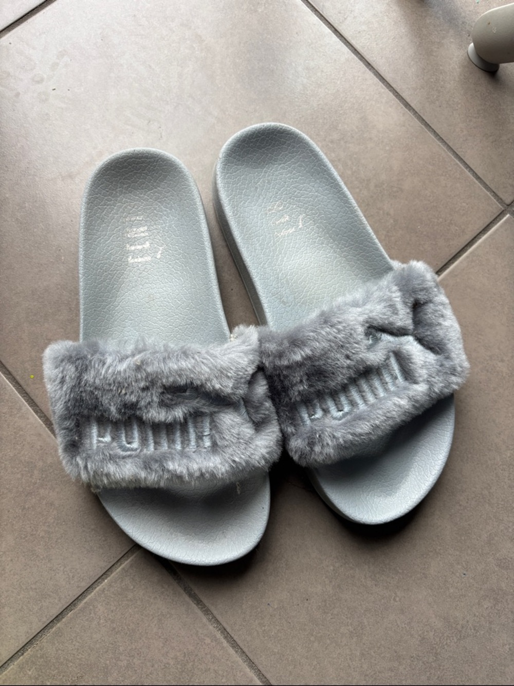Puma Women's Light Grey Faux Fur Slide Sandals